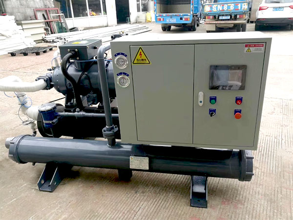 螺桿式電鍍冷凍機(jī) 螺桿式電鍍冷凍機(jī)